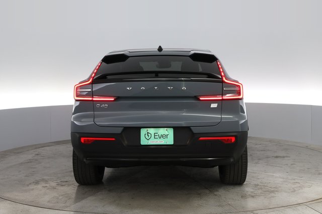 2023 Volvo C40 Recharge — photo 12 of 22