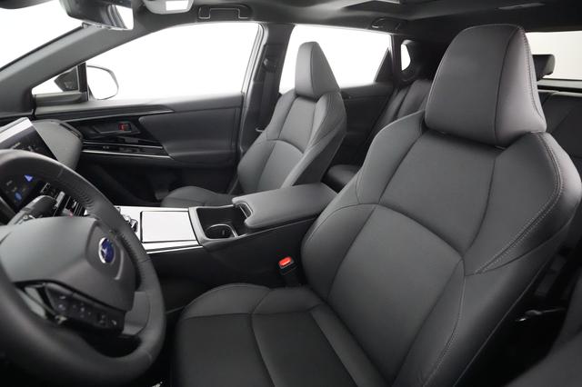 2023 Subaru Solterra — photo 3 of 20