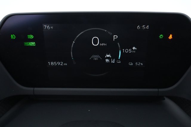 2023 Subaru Solterra — photo 5 of 20