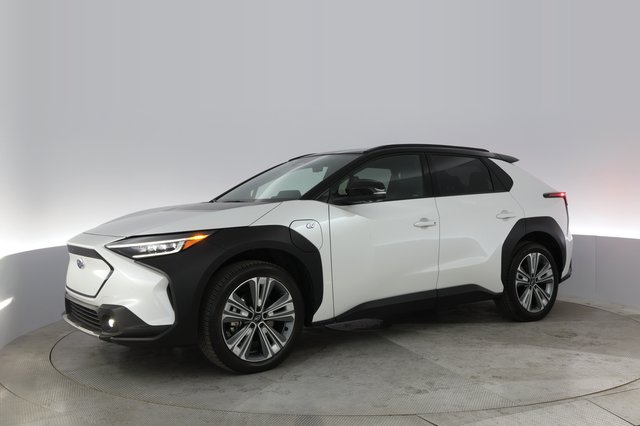 2023 Subaru Solterra — photo 10 of 20