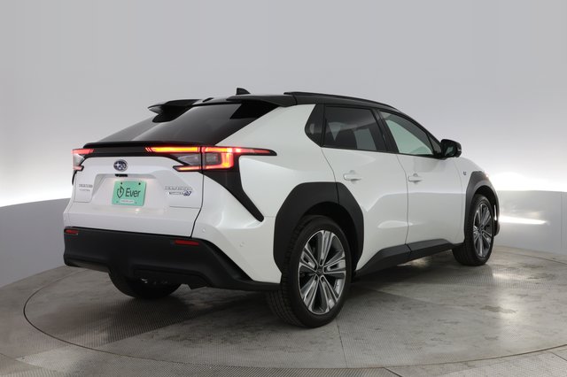 2023 Subaru Solterra — photo 2 of 20
