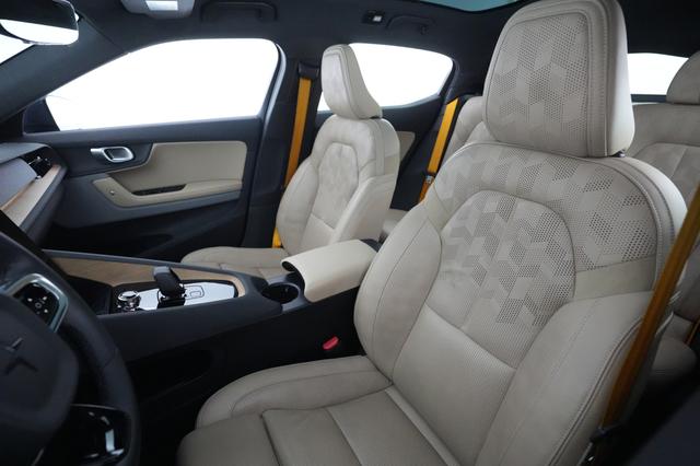 2022 Polestar 2 — photo 3 of 21