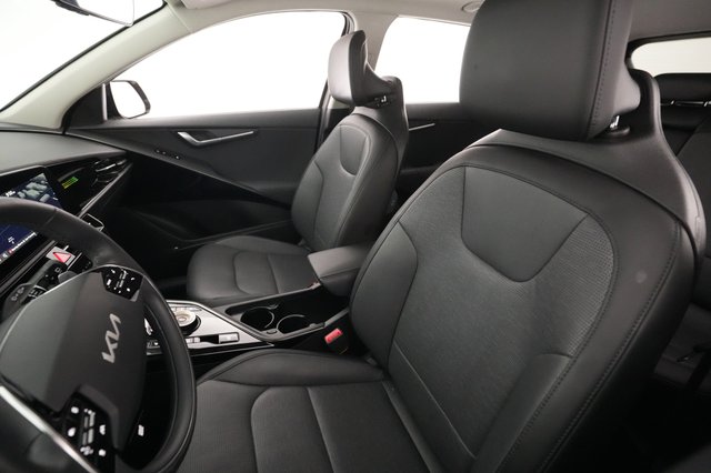 2023 Kia Niro EV — photo 3 of 21