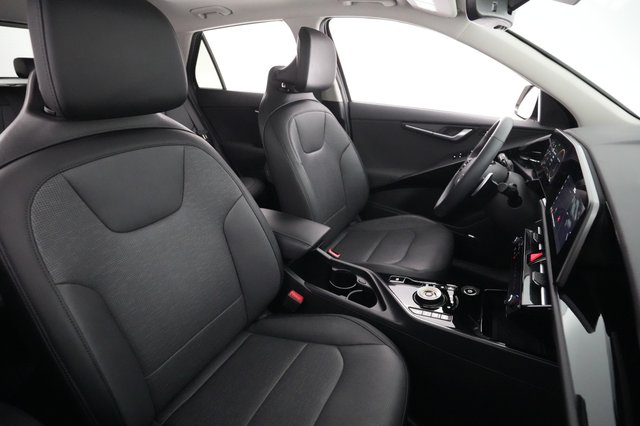 2023 Kia Niro EV — photo 18 of 21