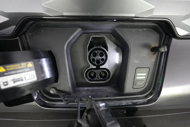 2023 Kia Niro EV — photo 8 of 21