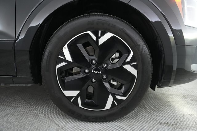 2023 Kia Niro EV — photo 15 of 21