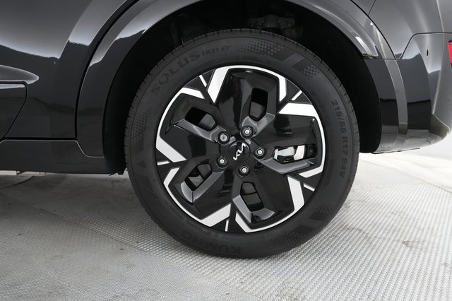 2024 Kia Niro EV — photo 15 of 21