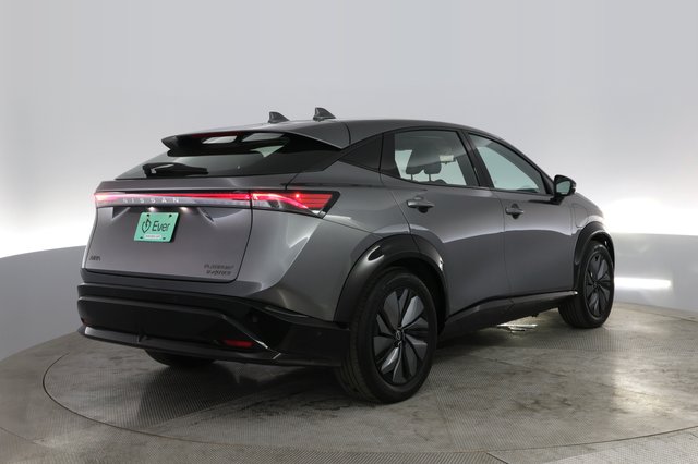 2023 Nissan Ariya — photo 2 of 19