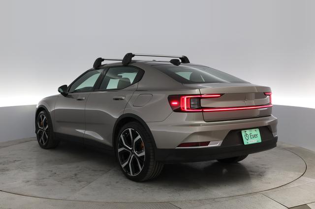 2022 Polestar 2 — photo 8 of 22