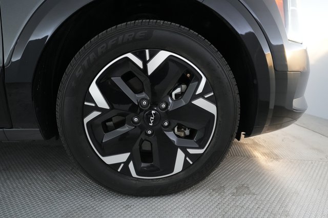 2024 Kia Niro EV — photo 15 of 23