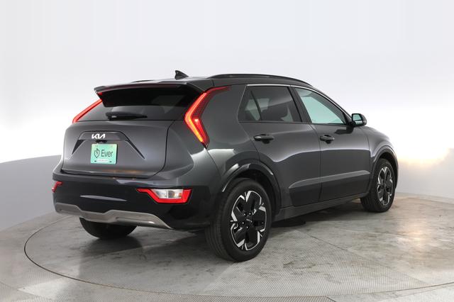 2024 Kia Niro EV — photo 2 of 23