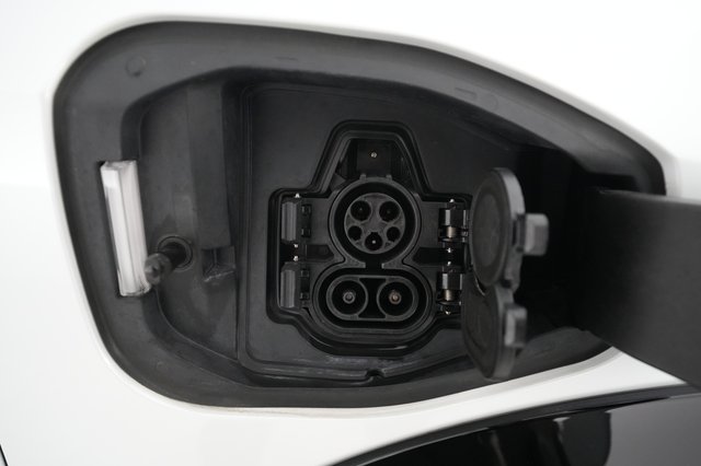 2023 Nissan Ariya — photo 8 of 19