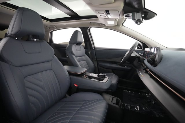 2023 Nissan Ariya — photo 18 of 19