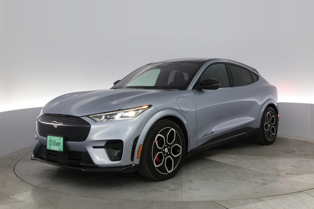 2022 Ford Mustang Mach-E