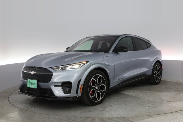 2022 Ford Mustang Mach-E — VIN 3FMTK4SE9NMA35742
