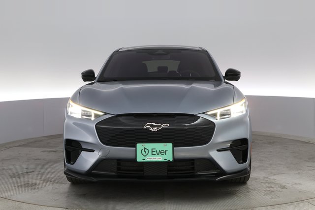 2022 Ford Mustang Mach-E — photo 13 of 21