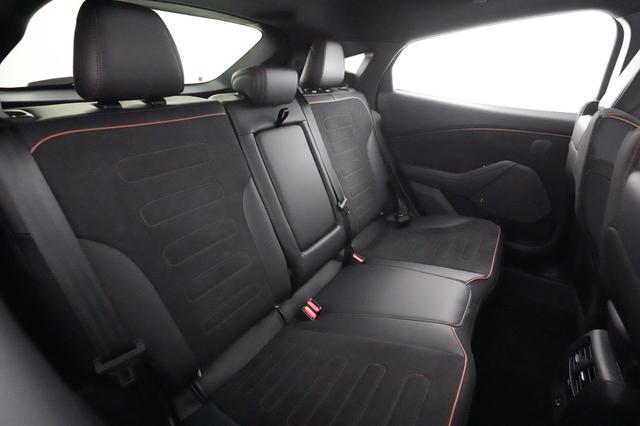 2022 Ford Mustang Mach-E — photo 4 of 21