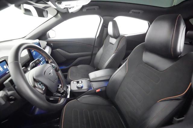 2023 Ford Mustang Mach-E — photo 3 of 21