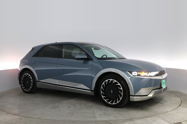 2024 Hyundai IONIQ 5 — photo 10 of 21