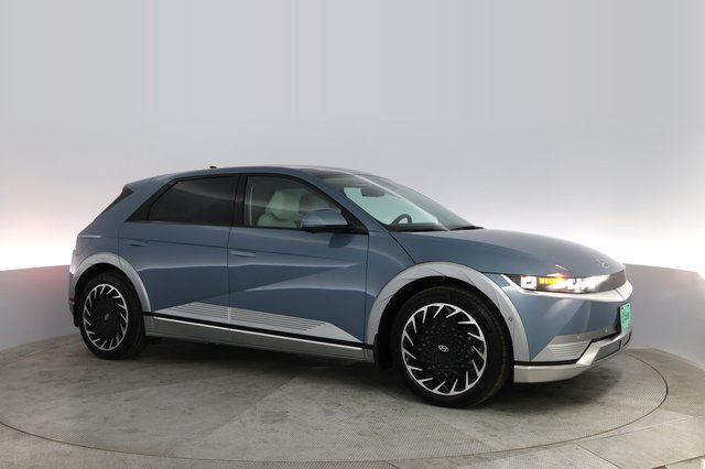 2024 Hyundai IONIQ 5 — photo 10 of 21