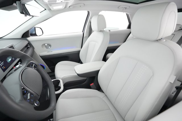 2024 Hyundai IONIQ 5 — photo 3 of 21