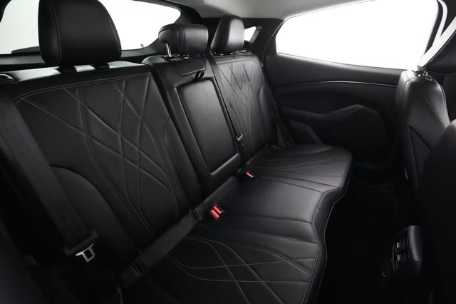 2022 Ford Mustang Mach-E — photo 4 of 25