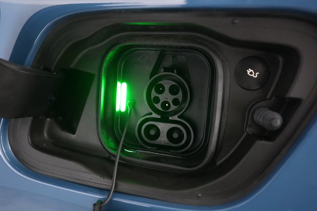 2023 Volvo XC40 Recharge — photo 19 of 21