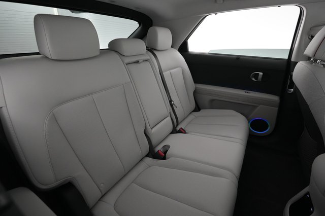 2024 Hyundai IONIQ 5 — photo 4 of 22