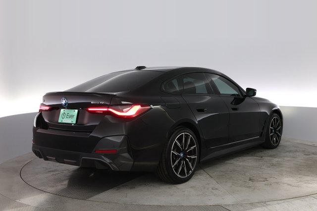 2023 BMW i4 — photo 2 of 21