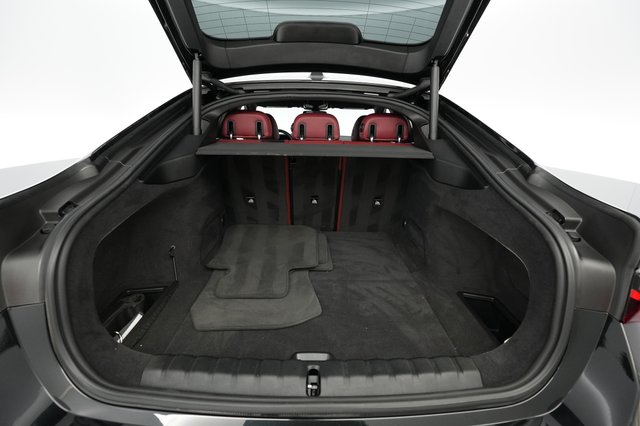 2023 BMW i4 — photo 6 of 21