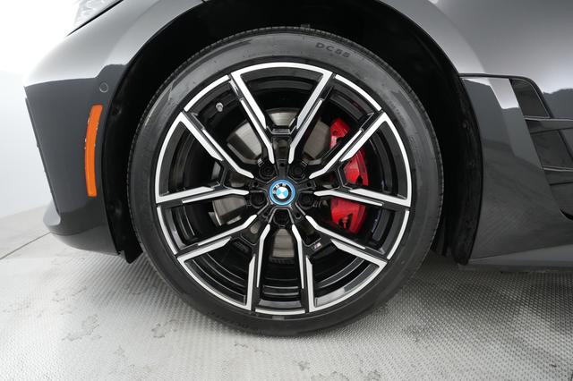 2023 BMW i4 — photo 7 of 21