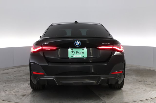 2023 BMW i4 — photo 12 of 21