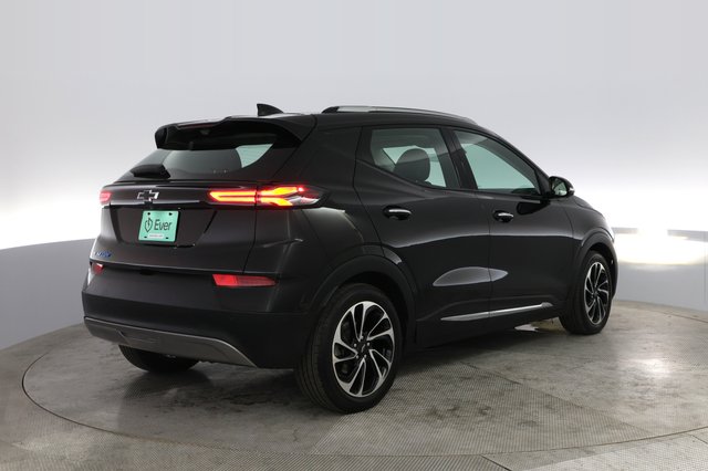 2022 Chevrolet Bolt EUV — photo 2 of 20