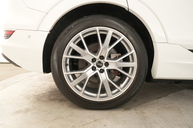 2021 Audi e-tron — photo 15 of 20