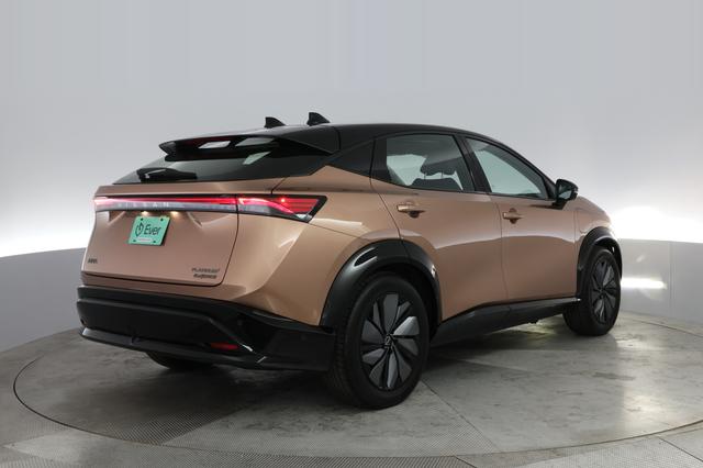 2023 Nissan Ariya — photo 2 of 20
