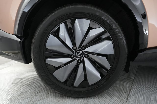2023 Nissan Ariya — photo 15 of 20