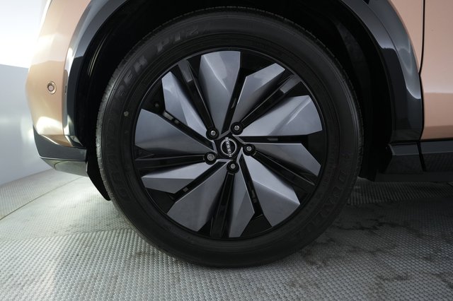 2023 Nissan Ariya — photo 17 of 20