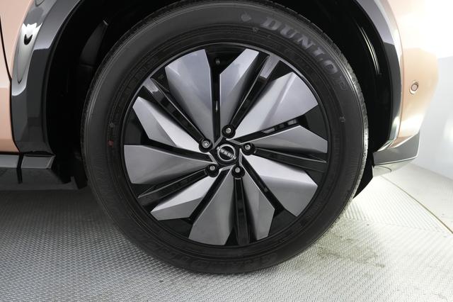 2023 Nissan Ariya — photo 7 of 20