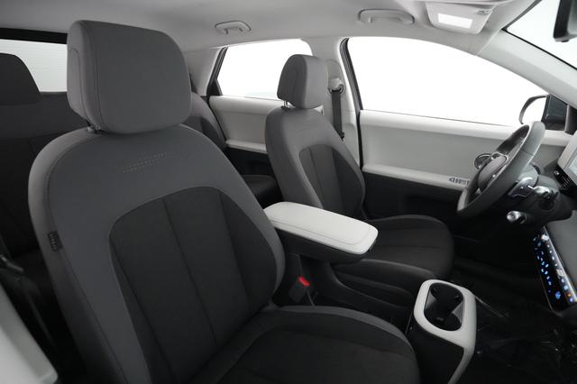 2024 Hyundai IONIQ 5 — photo 3 of 19