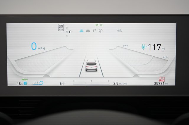 2024 Hyundai IONIQ 5 — photo 4 of 19