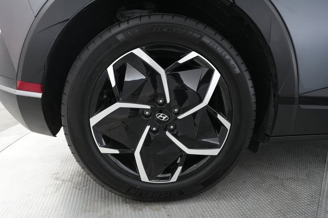 2024 Hyundai IONIQ 5 — photo 17 of 22