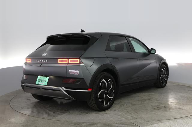 2024 Hyundai IONIQ 5 — photo 2 of 22