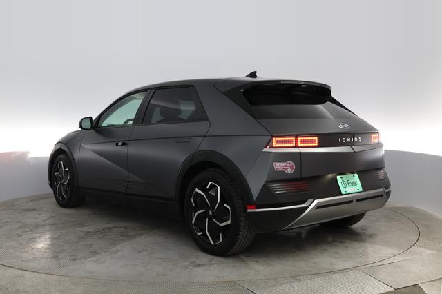 2024 Hyundai IONIQ 5 — photo 9 of 22