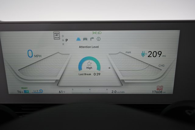 2024 Hyundai IONIQ 5 — photo 5 of 22