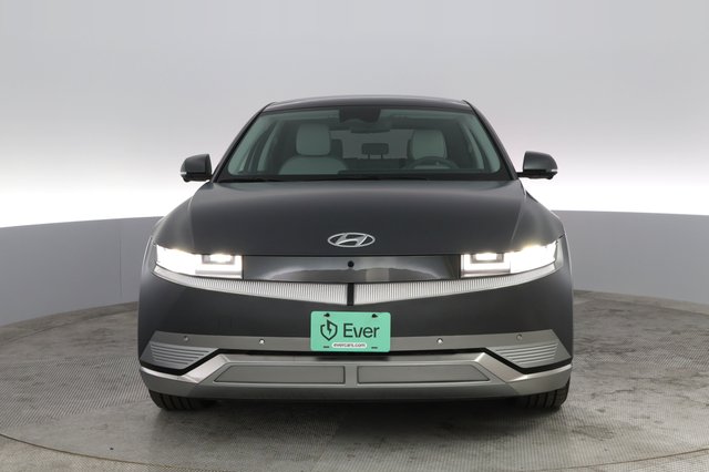 2024 Hyundai IONIQ 5 — photo 13 of 21