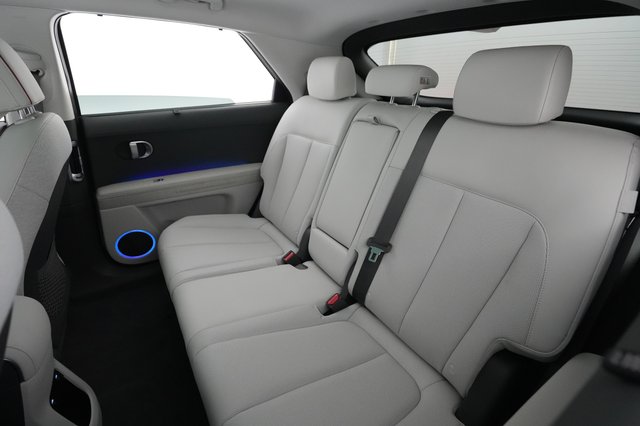 2024 Hyundai IONIQ 5 — photo 19 of 21