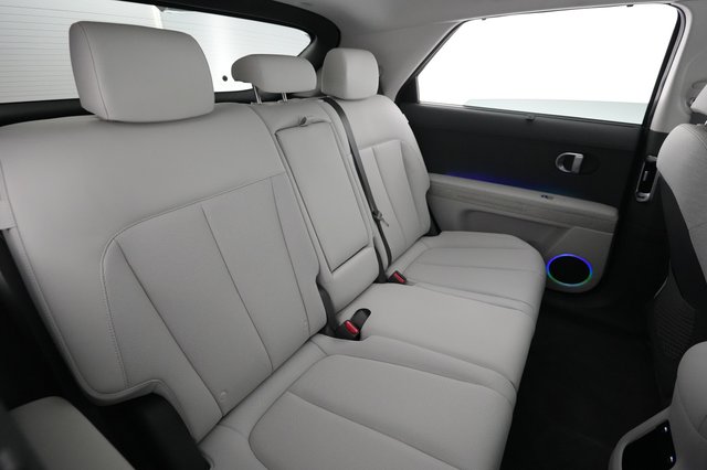 2024 Hyundai IONIQ 5 — photo 4 of 21
