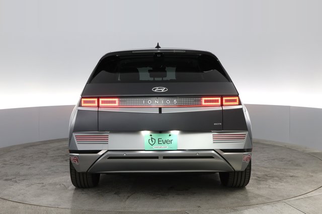 2024 Hyundai IONIQ 5 — photo 14 of 21