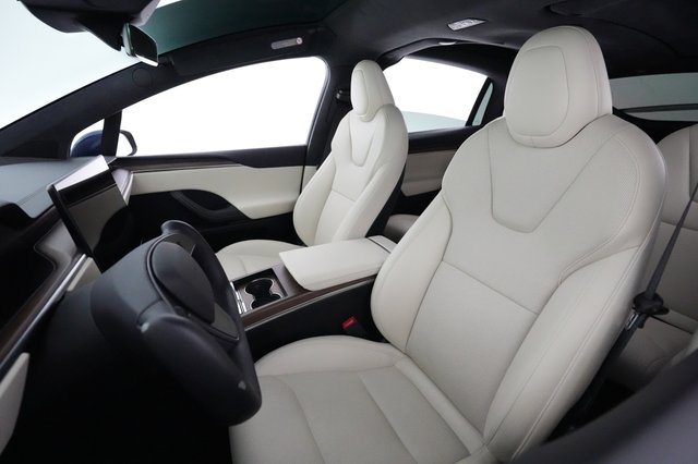 2022 Tesla Model X — photo 3 of 22