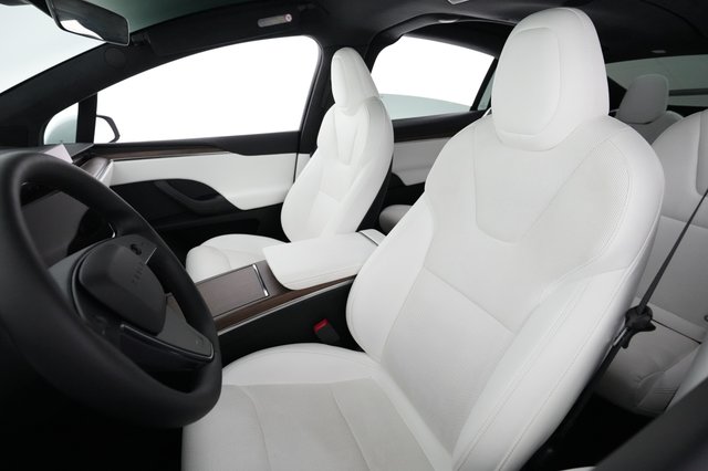 2022 Tesla Model X — photo 3 of 27